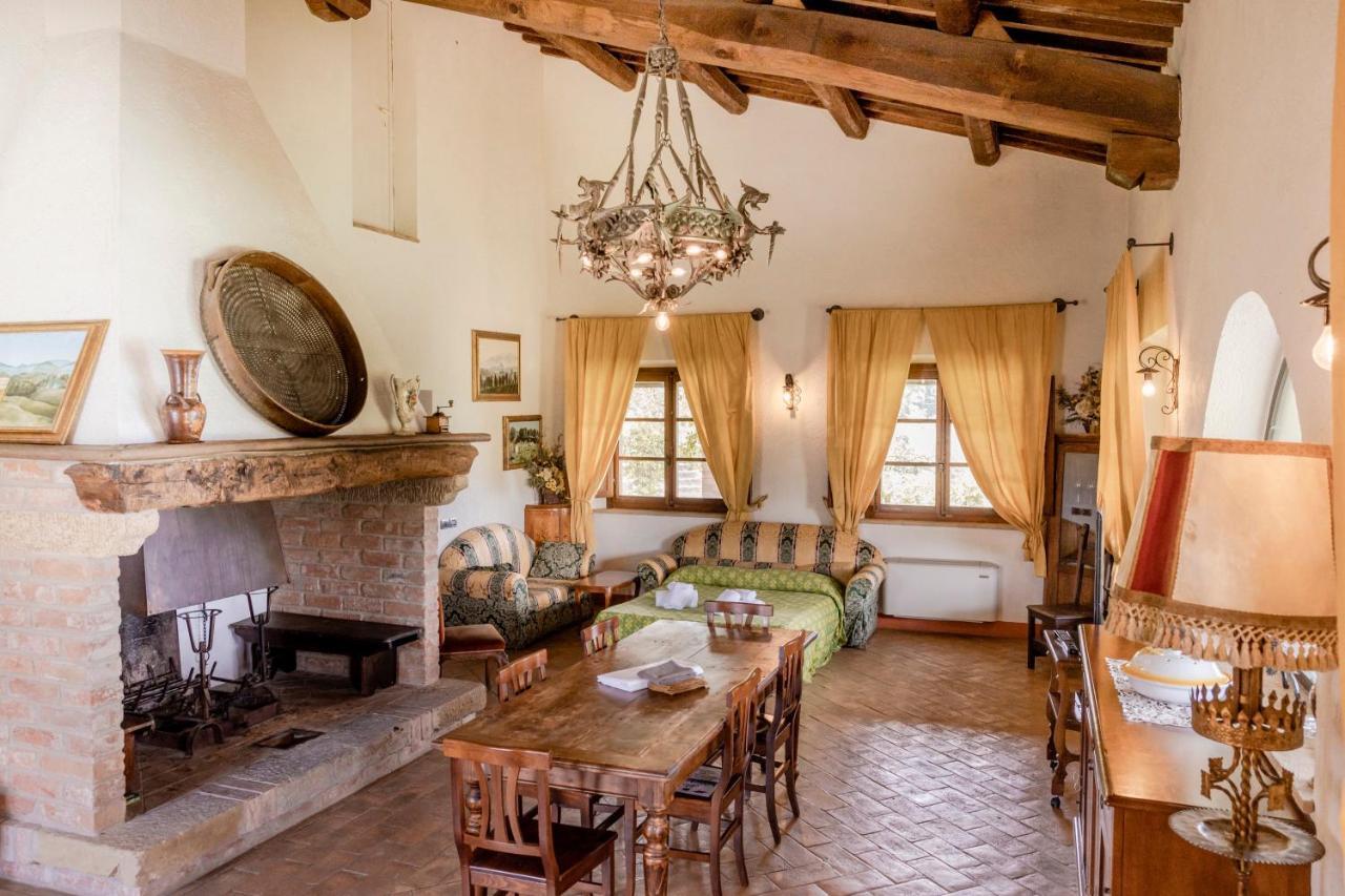 Agriturismo Il Serraglio Montepulciano Stazione Exterior foto